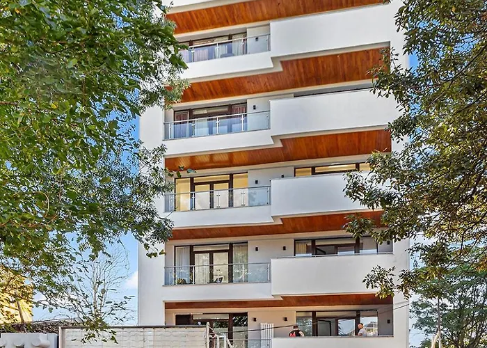 Smart Stays By Uni88 Apartment *