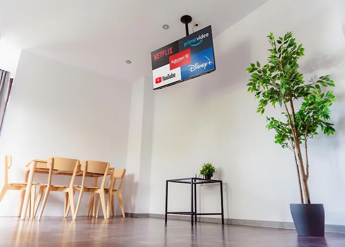 Smart Stays By Uni88 Apartment