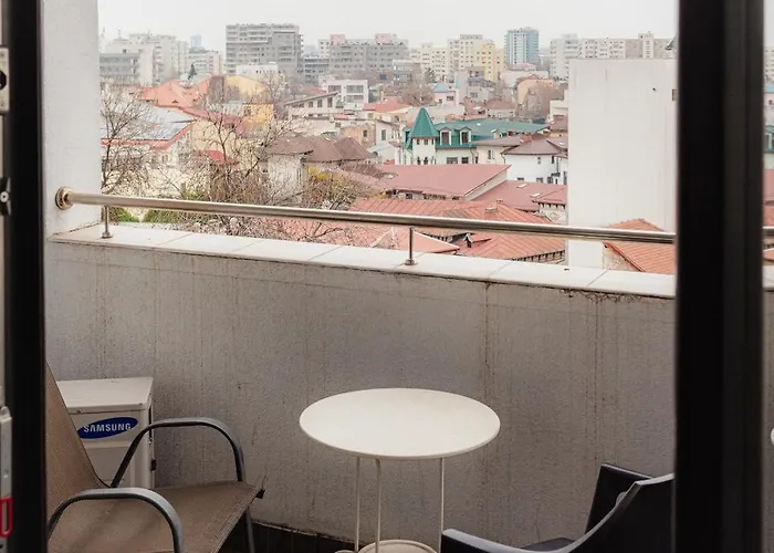 Smart Stays By Uni88 Apartman *
